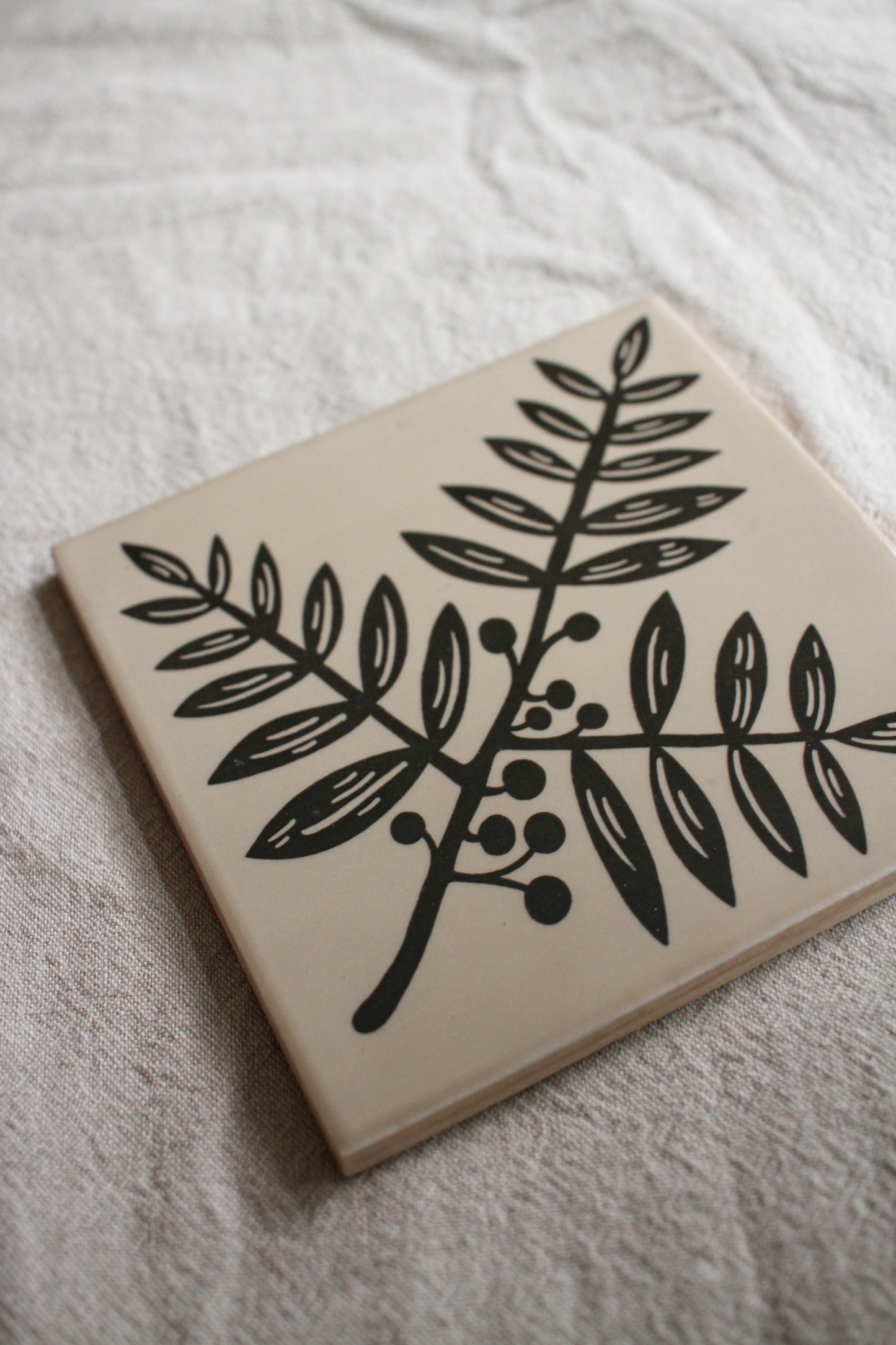 'Rowan' Illustrated Ceramic Tile